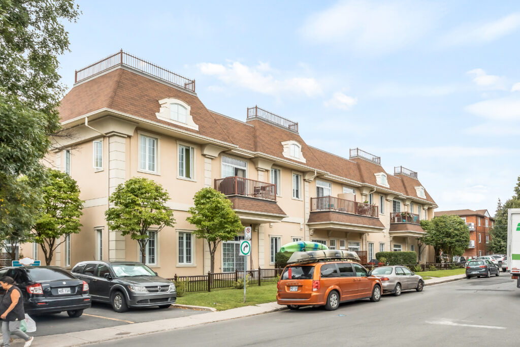 One bedroom condo in Lachine/Condo d'une chambre à Lachine Carangelo Management