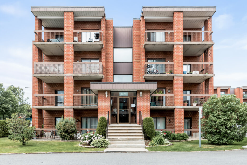 2 bedroom condo in Laval! Condo de 2 chambres à coucher à laval