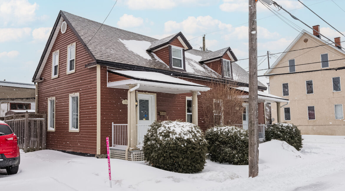2285 Rue Lafontaine (1 of 30)