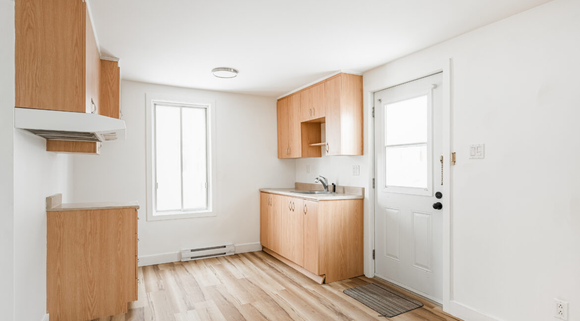2285 Rue Lafontaine (9 of 30)