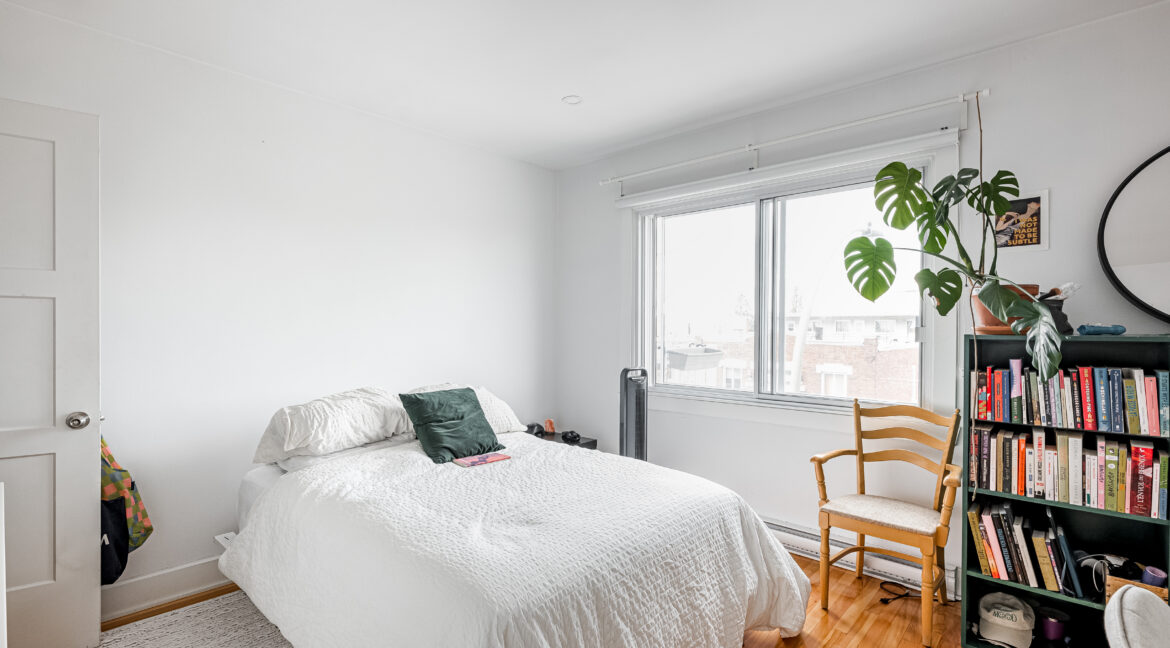 7452 Av D'Outremont no. 4 (11 of 19)